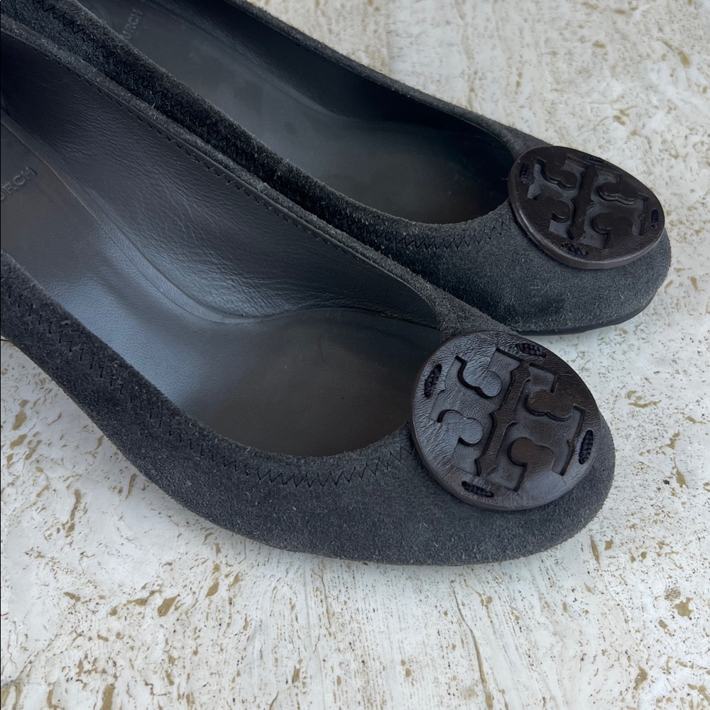 Tory Burch SALLY-SPLIT SUEDE women’s size 8 made in Brazil wedge classic office - Picture 2 of 13
